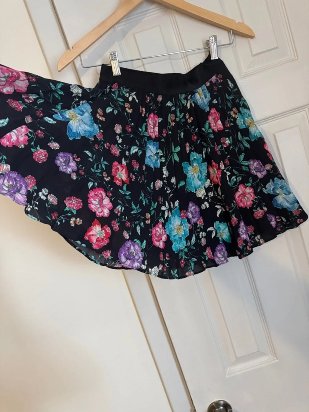 Express Black Skater Skirt with Blue, Pink & Purple Florals - Picture 4 of 4